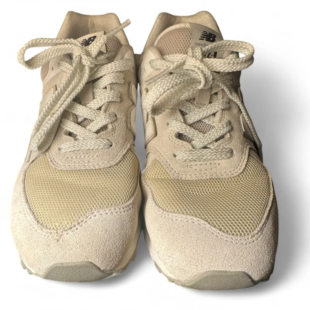 New Balance Beige 574 Boys Sneakers Size 6 - Picture 5 of 10